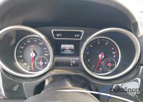 2017 Mercedes-Benz Gls 450 4Matic z USA, uszkodzony, nr VIN 4JGDF6EEXHA826394